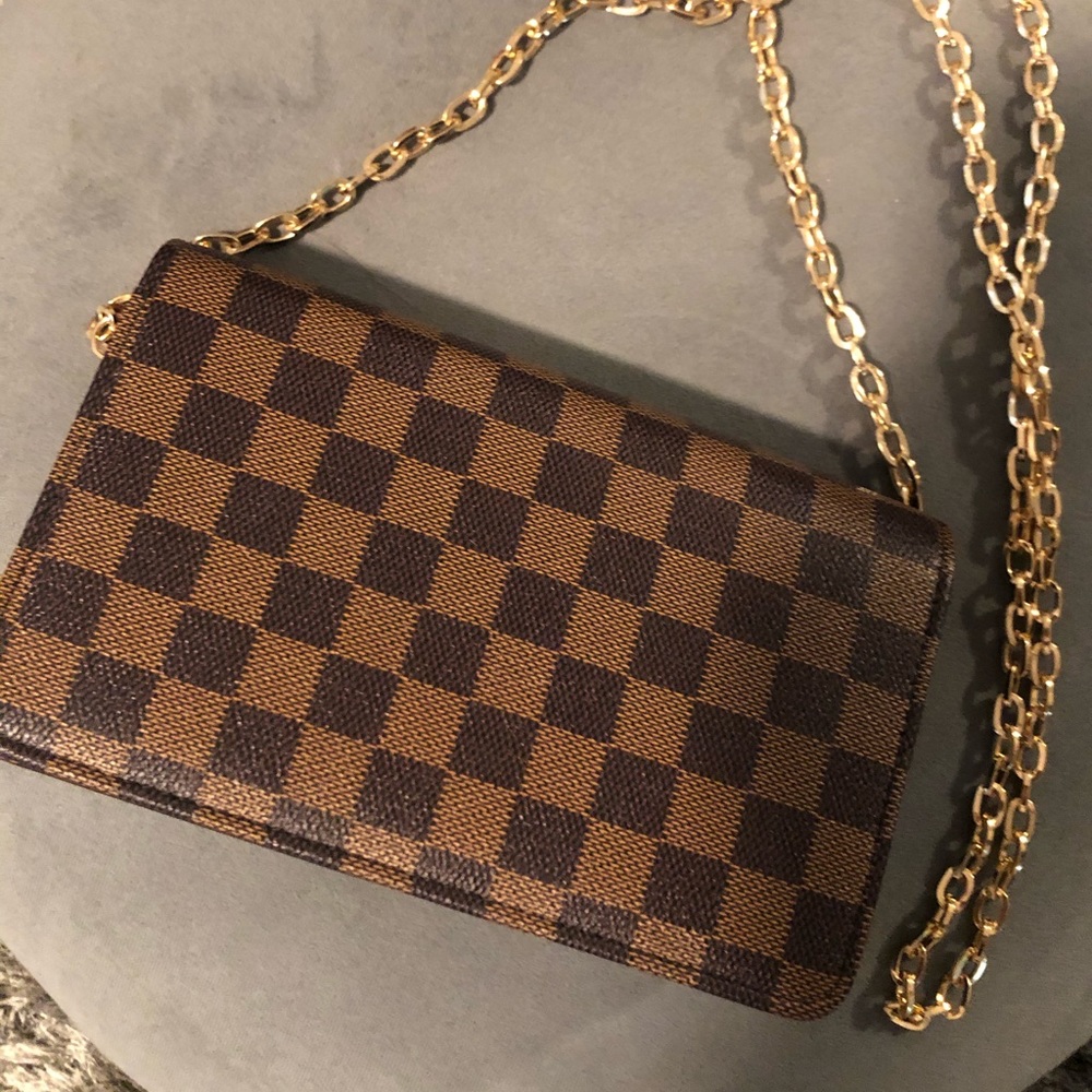 Cross body bag